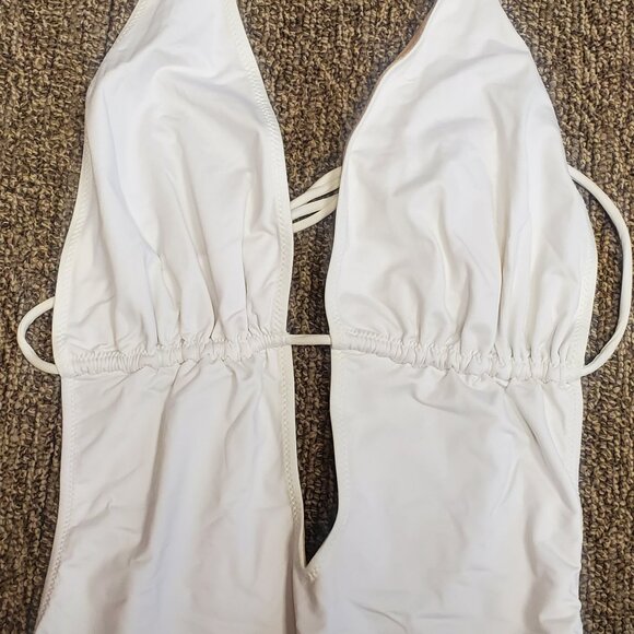 Cosabella Mare Sol One piece plunge cut out swimsuit White NWT L - Picture 5 of 6